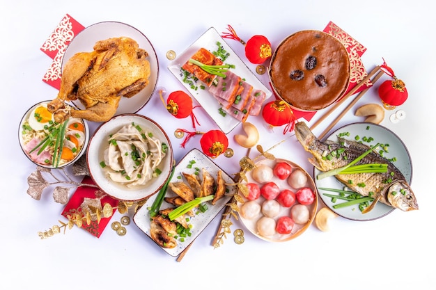 Różne potrawy na stole